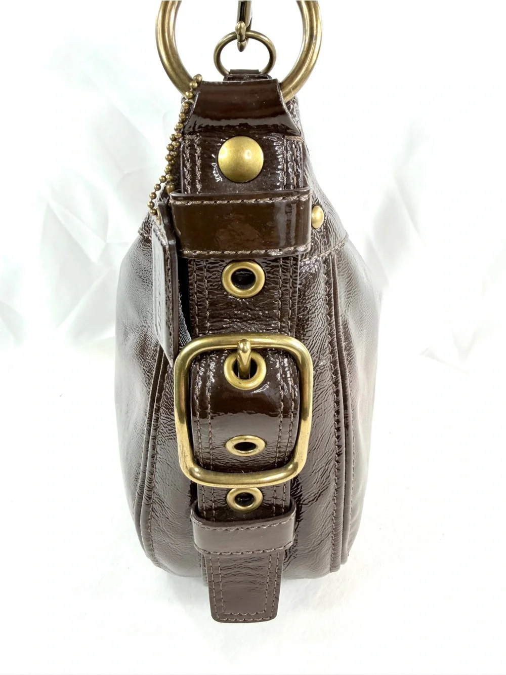 Coach 12735 Zoe Hobo Brown Patent Leather Shoulder Bag Belted Buckles Brass Y2K